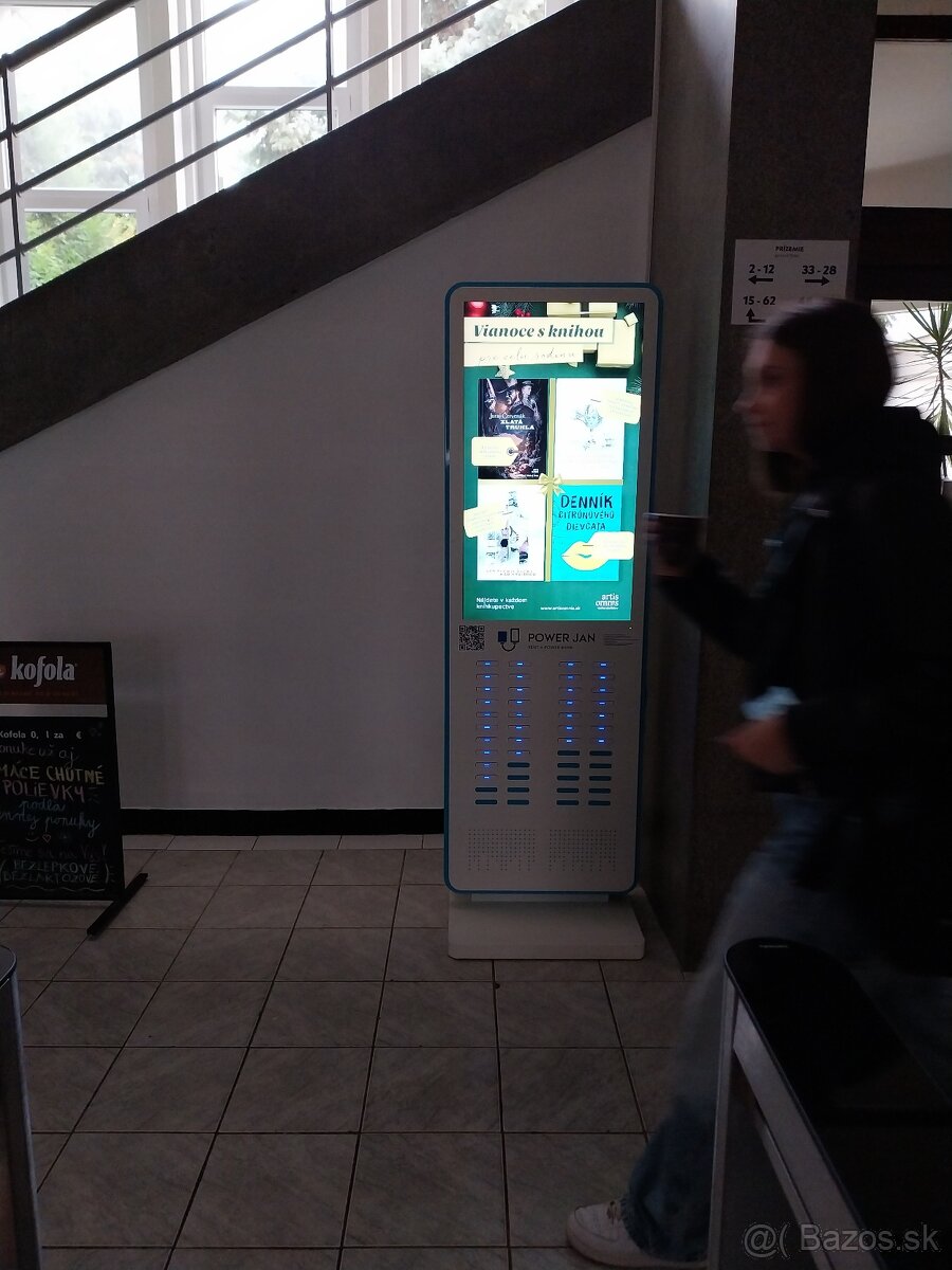 Reklamné plochy v BA v nákupných centrách a na vysokých škol - 4