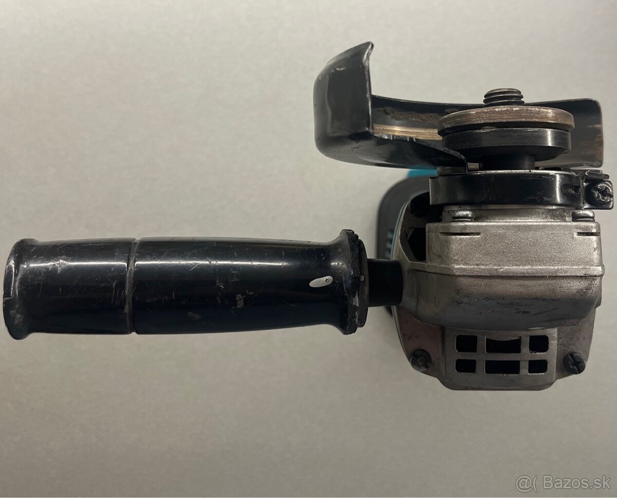 Uhlová brúska Makita DGA452 - 4