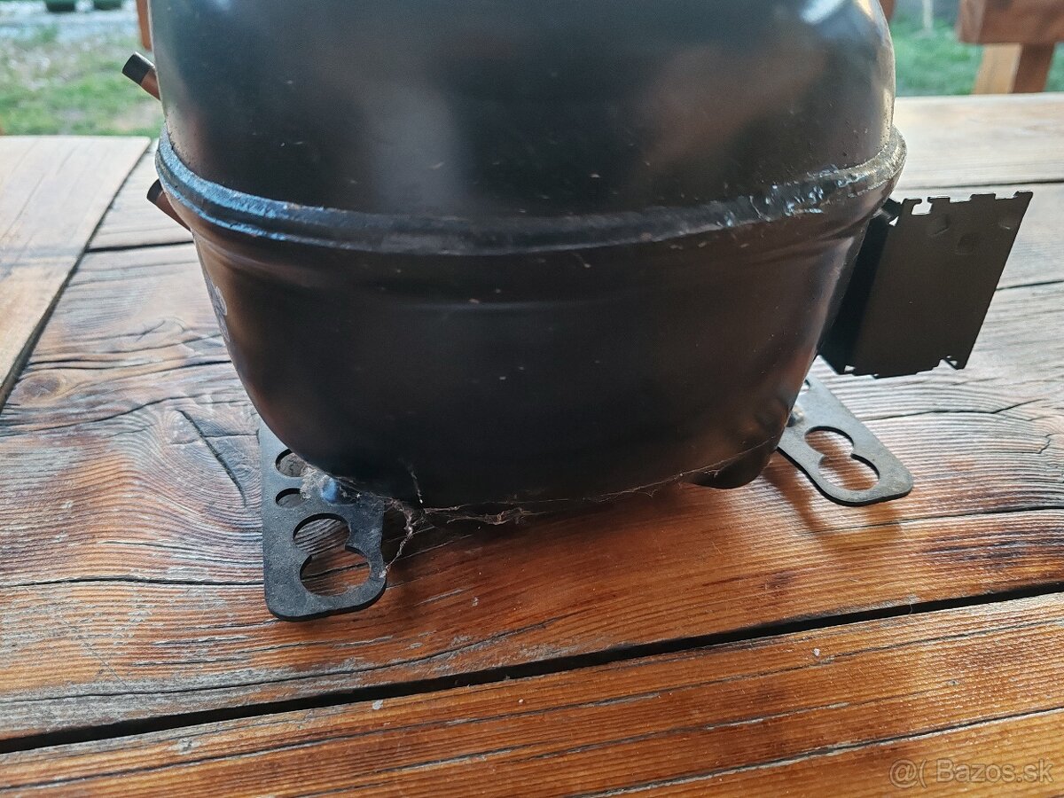 Secop KLF6.6CNH kompresor chladiarenský - 4