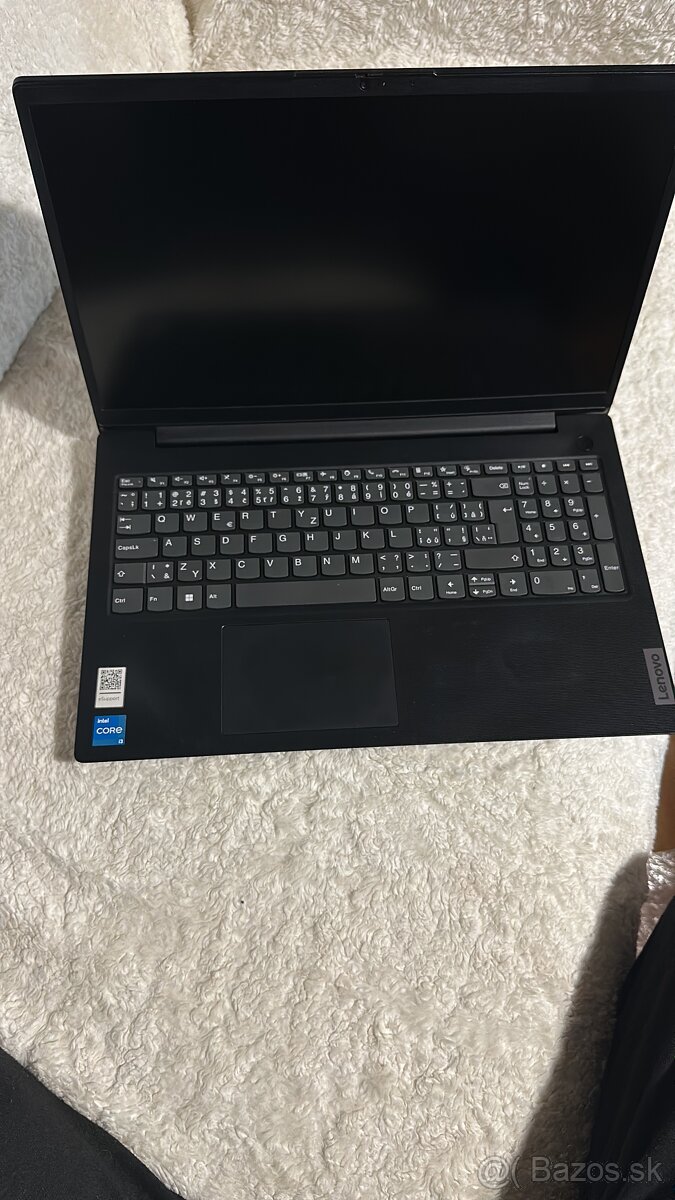 Lenovo v15 G3 lap - 4