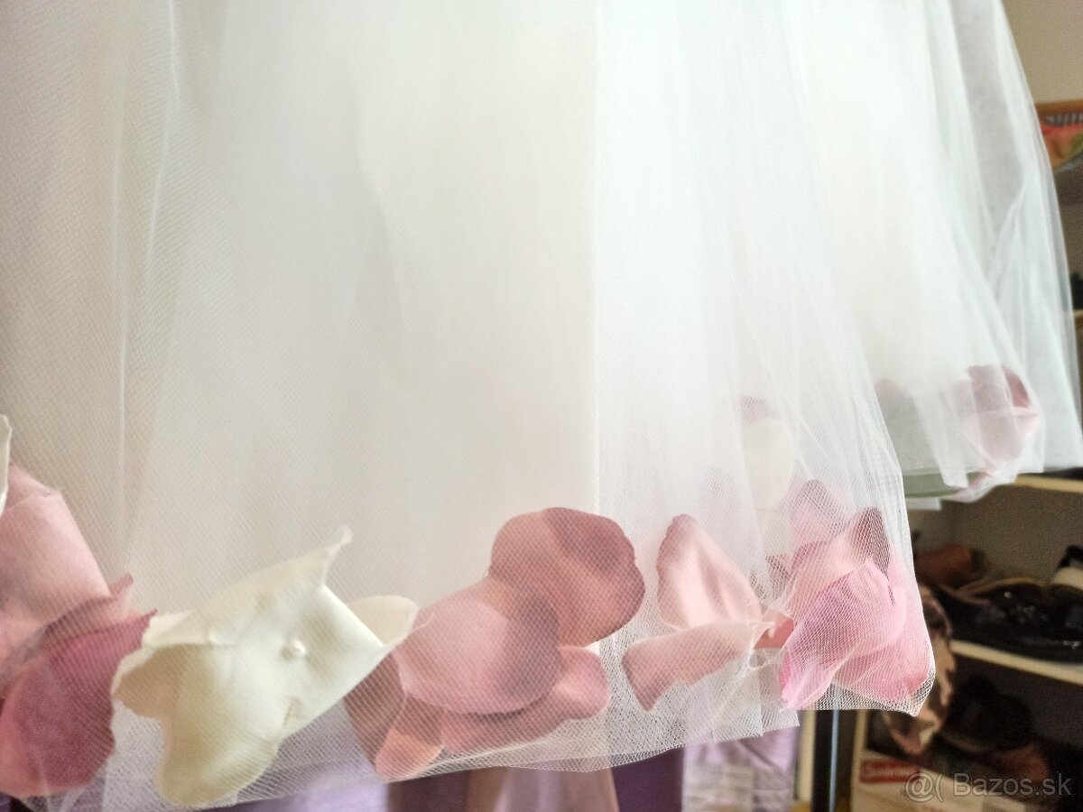 Predám dievčenské šaty 2 ks - 4