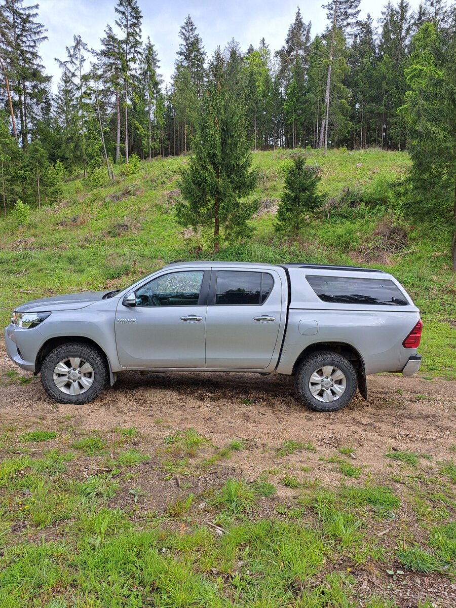 Toyota Hilux 2,4d