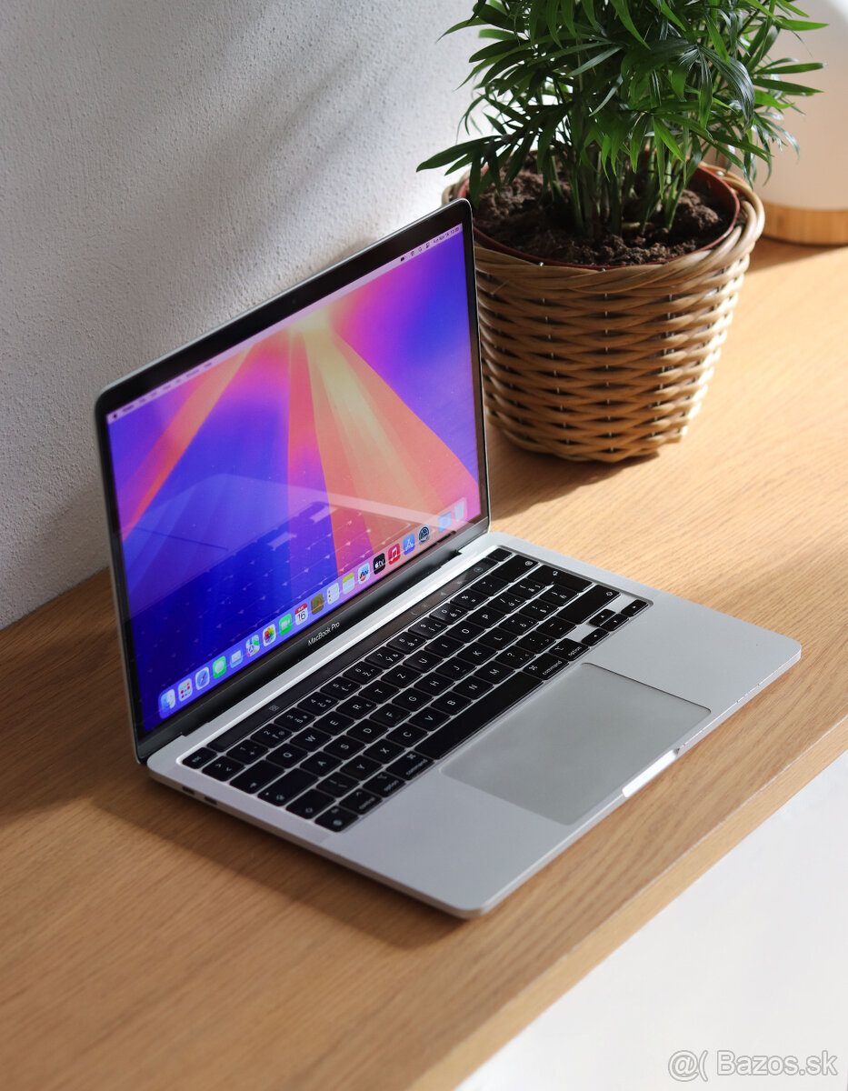 MacBook Pro M1 – 16GB RAM, 256GB SSD, Silver - 4