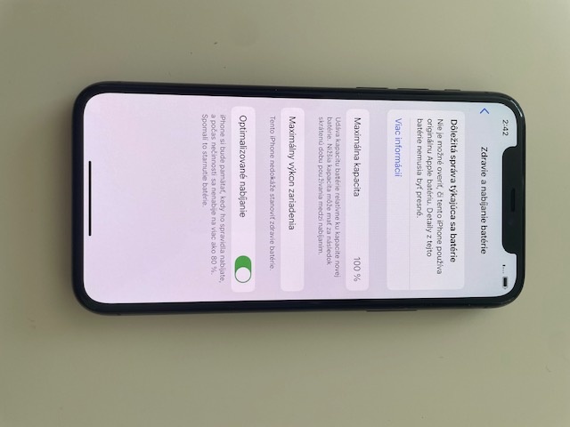 Krásny Iphone 11 Pro 256GB batéria 100 percent - 4