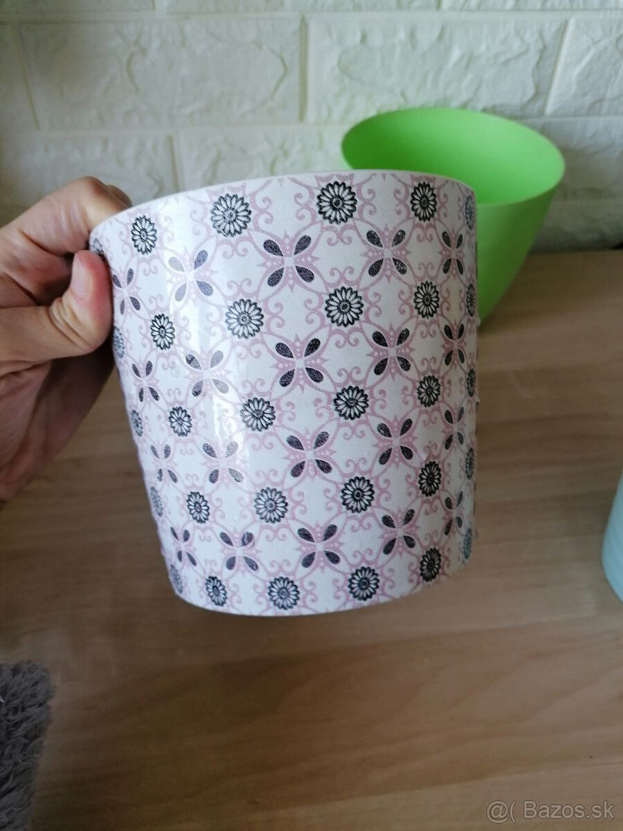 Kvetináč / / kochlík na izbové rastliny - 4