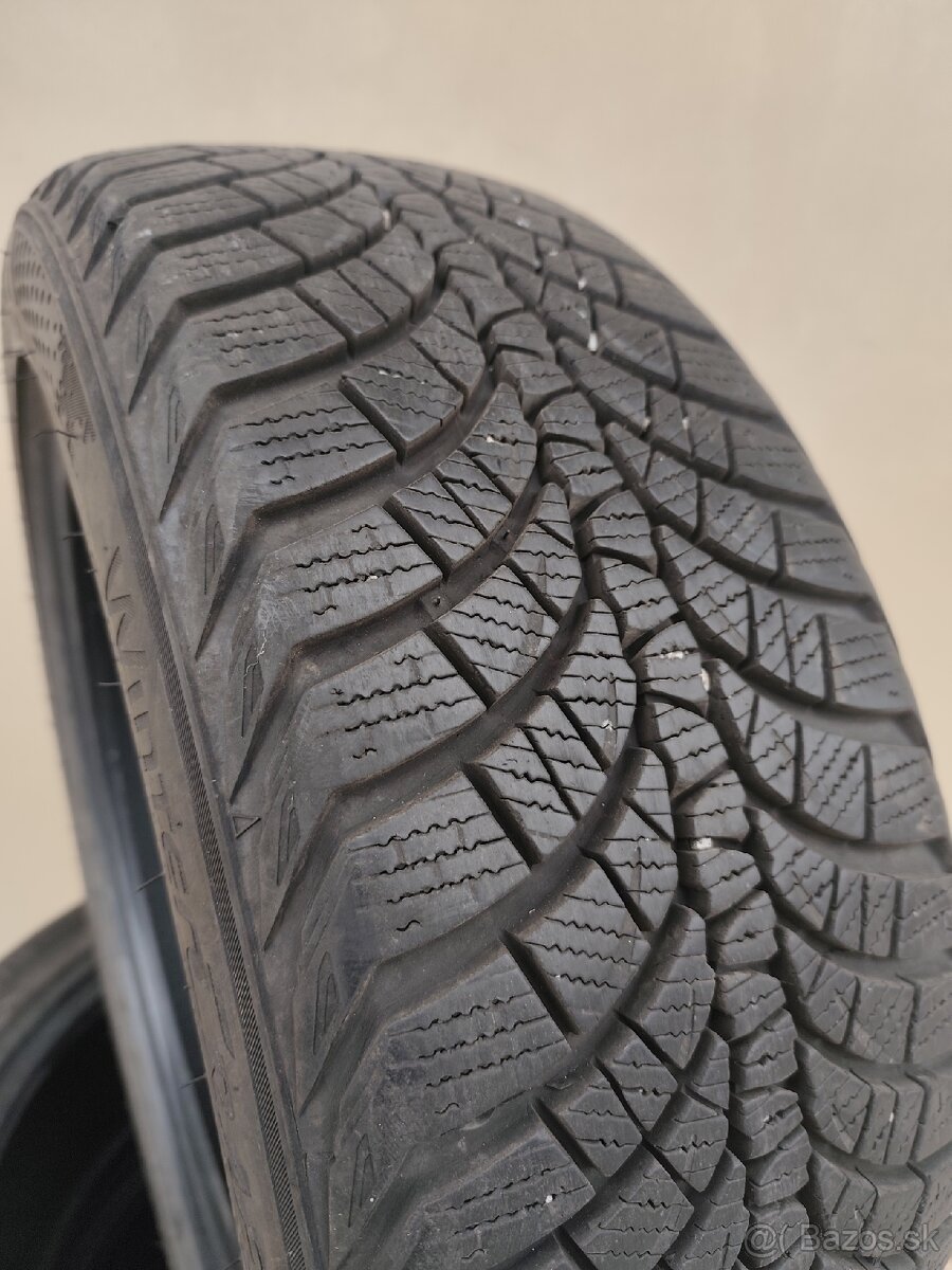 205/50R17 Kumho WinterCraft 2021 - 4