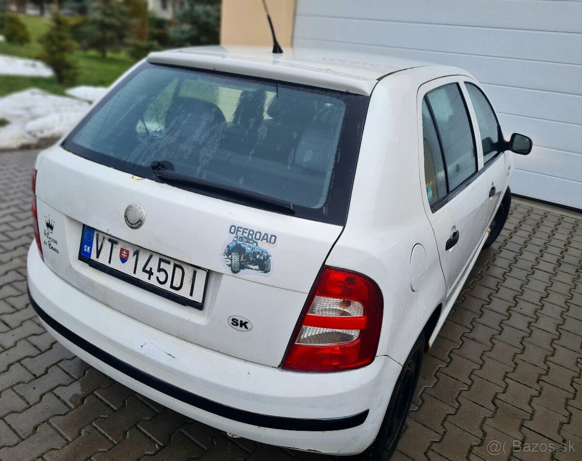 Skoda fabia 1.4 16V comfort - 4
