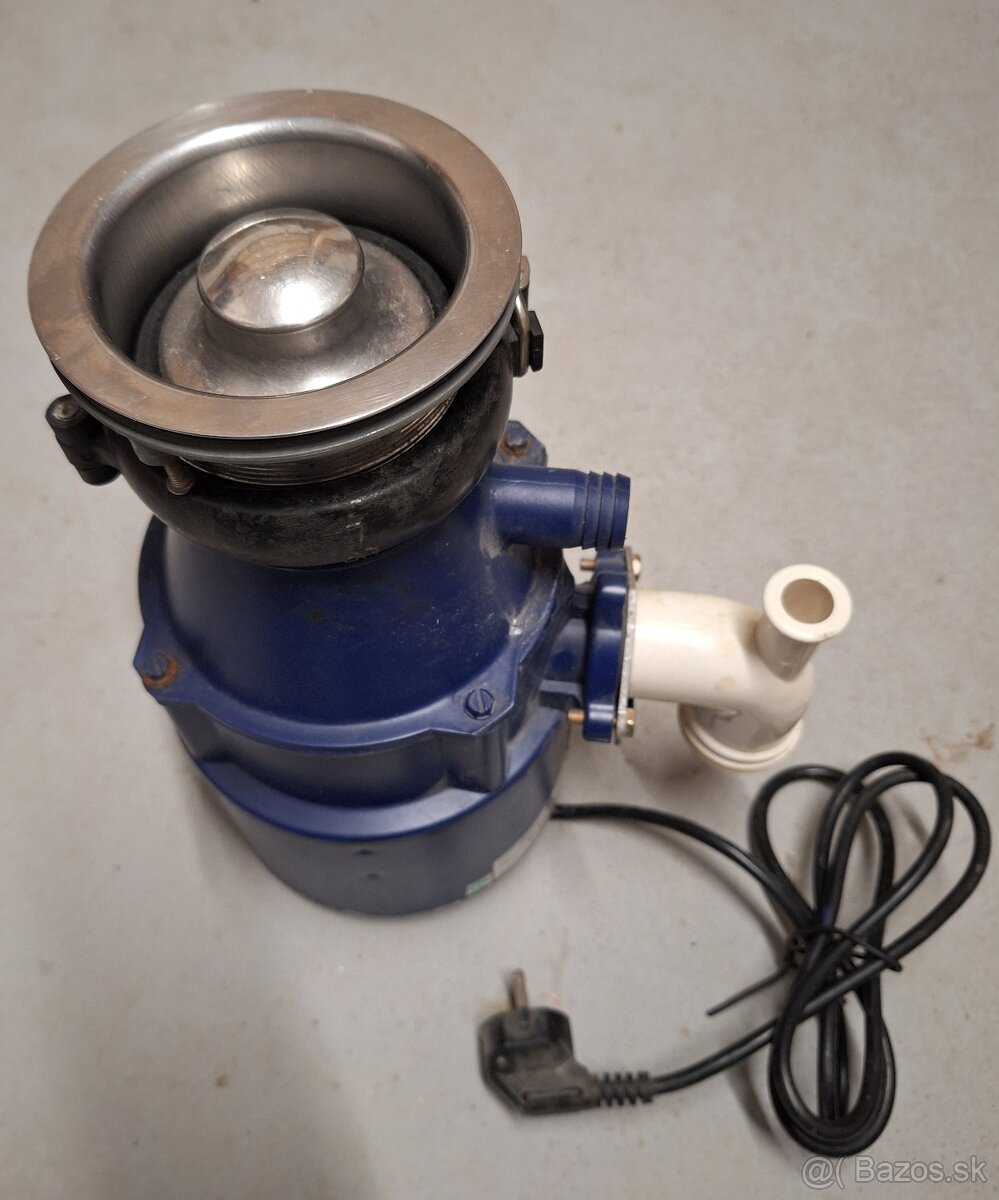 Drvič kuchynského odpadu - 4