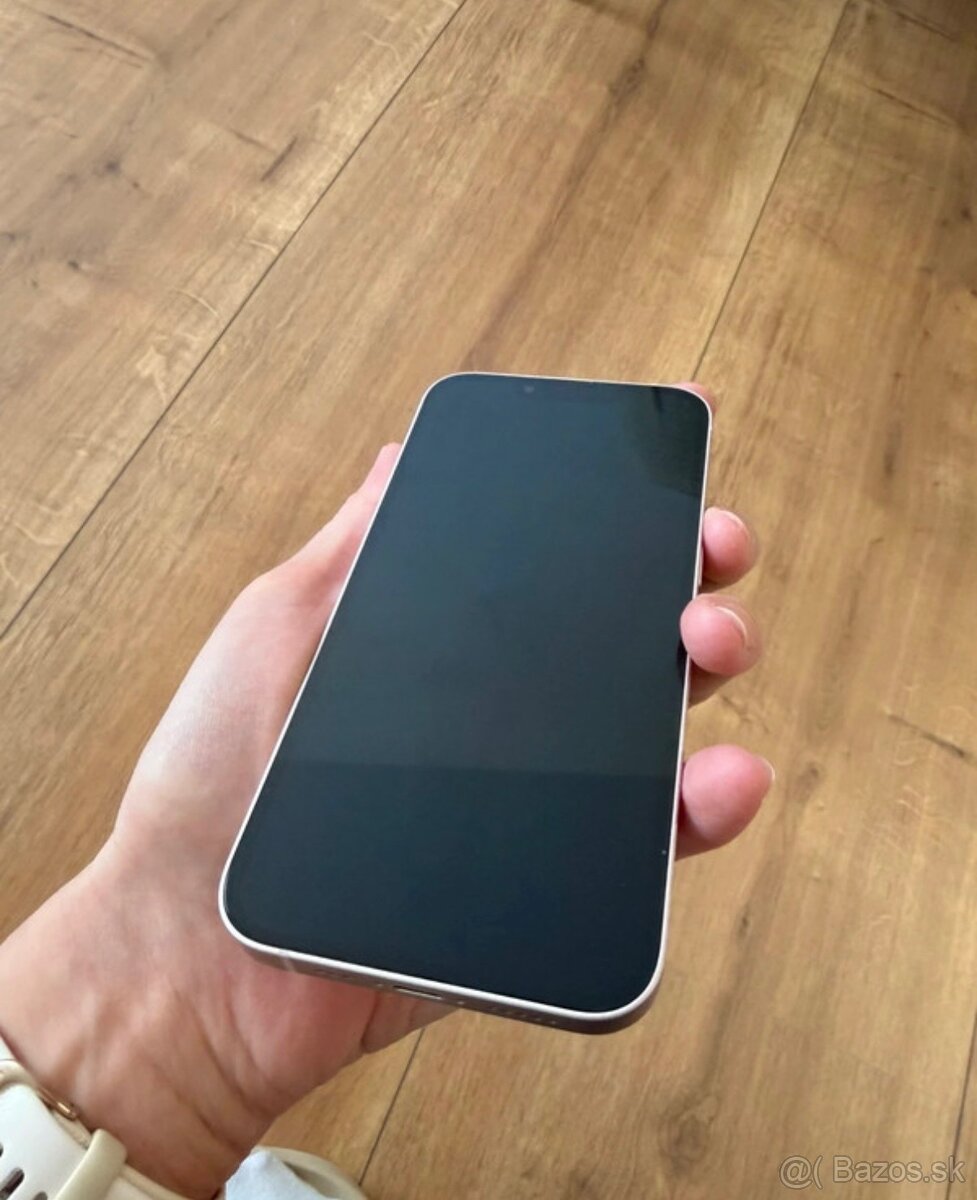 iPhone 13 - Pink - 4