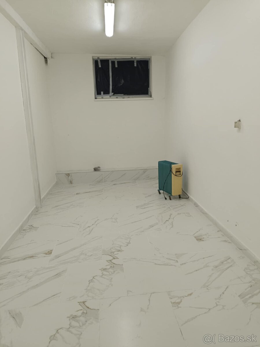 Na predaj hala 680 m2 Zvolen - 4