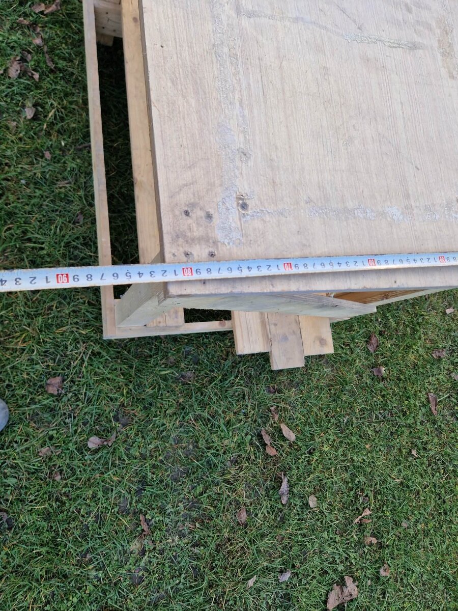 Predam dreveny pracovny stol - 4