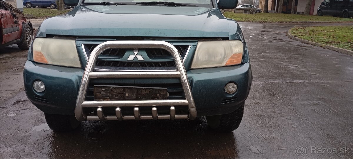 Mitsubishi Pajero - 4