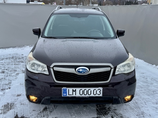 SUBARU FORESTER 2.0d / 4x4 / xenón / ťažné / webasto - 4