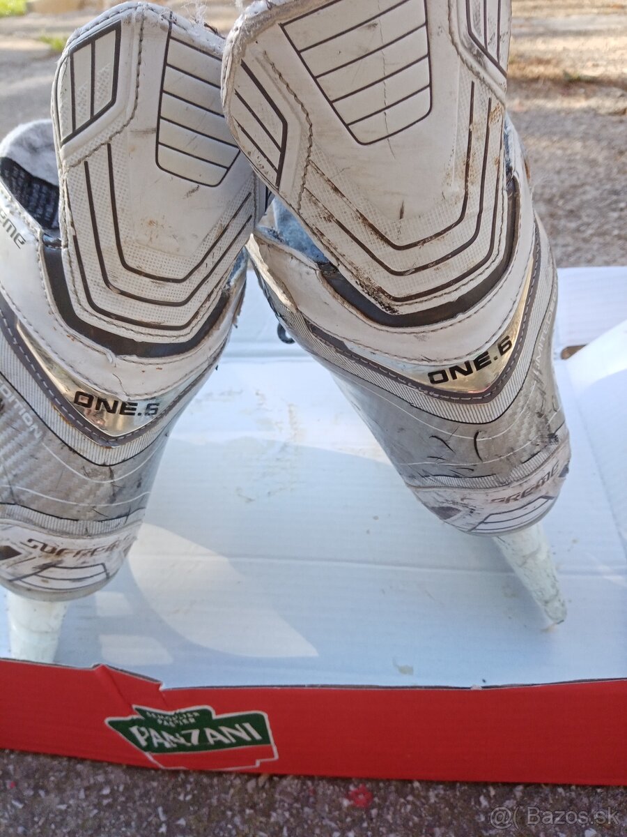 Korčule Bauer Supreme one.6, č. 5.5 - 4