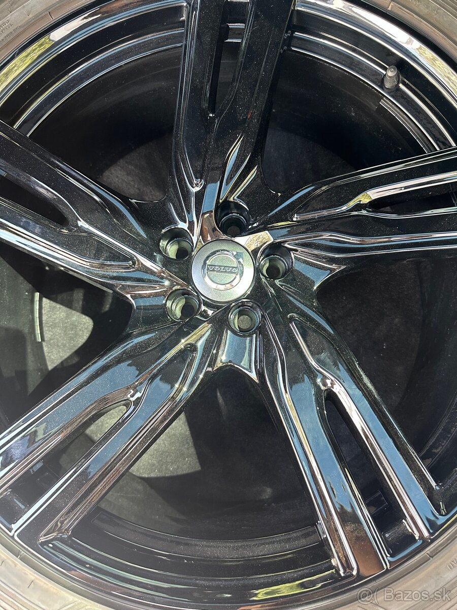 Čierne komplety Volvo R22 R-Design - 4