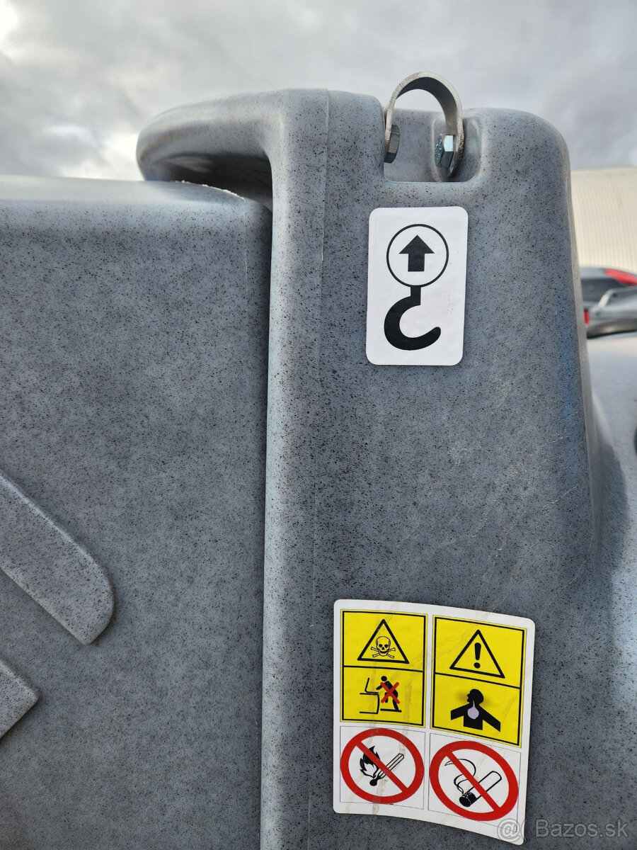 Nádrž na naftu 2500 litrov SWIMER BASE - 4