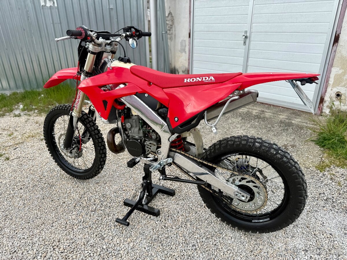Honda CR250R - 4