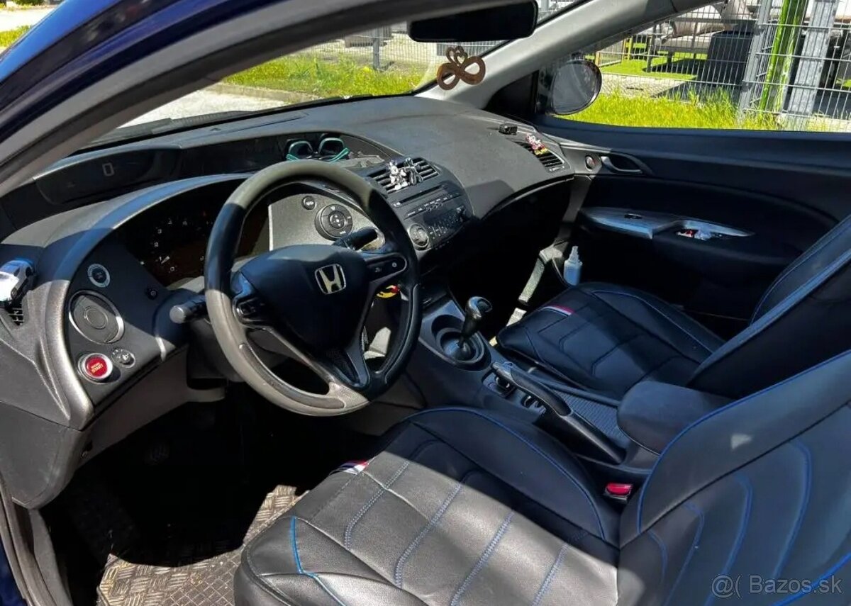 Honda Civic 1,8 ufo 103 kw - 4