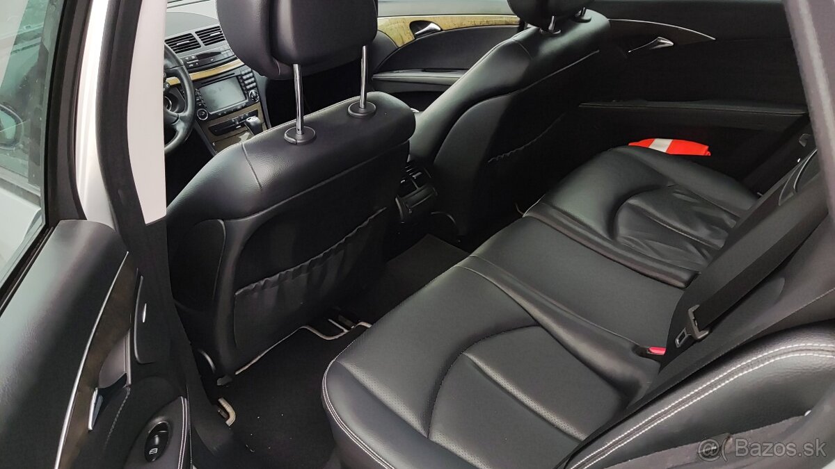 Mercedes-Benz E320 Avantgarde - 4