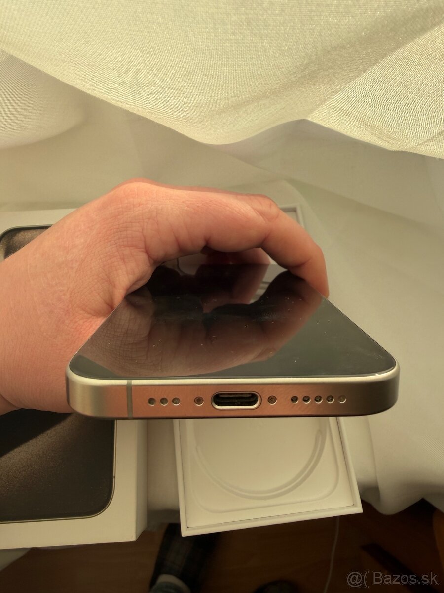 iPhone 15 pro Natural 128gb - 4