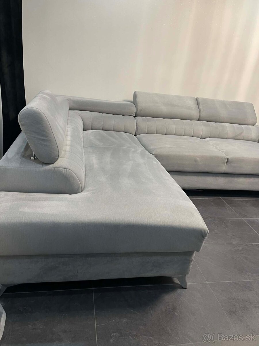 Rohový gauc - 4