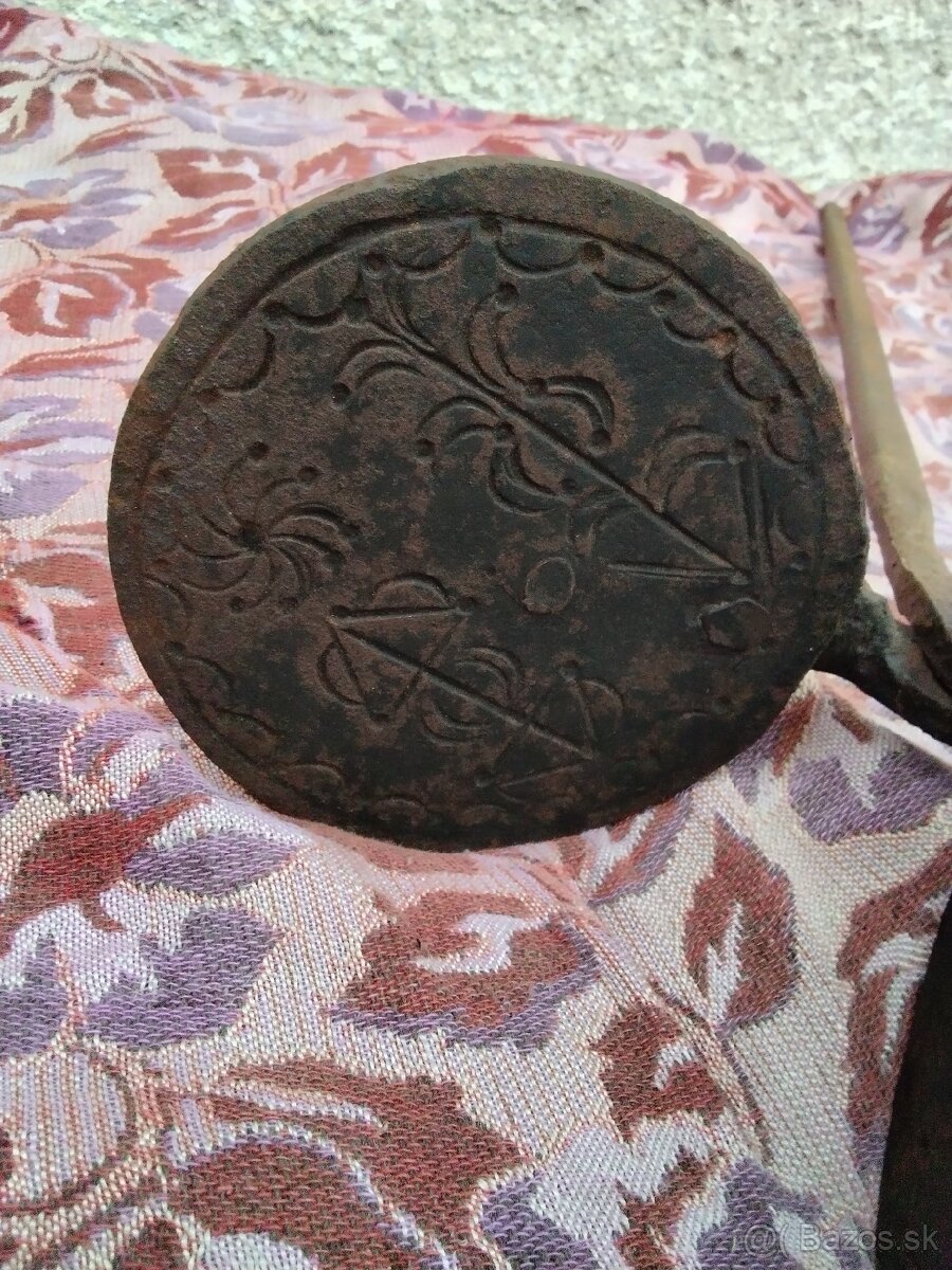 Starožitný kovaný oblatkovac kliešte - 4