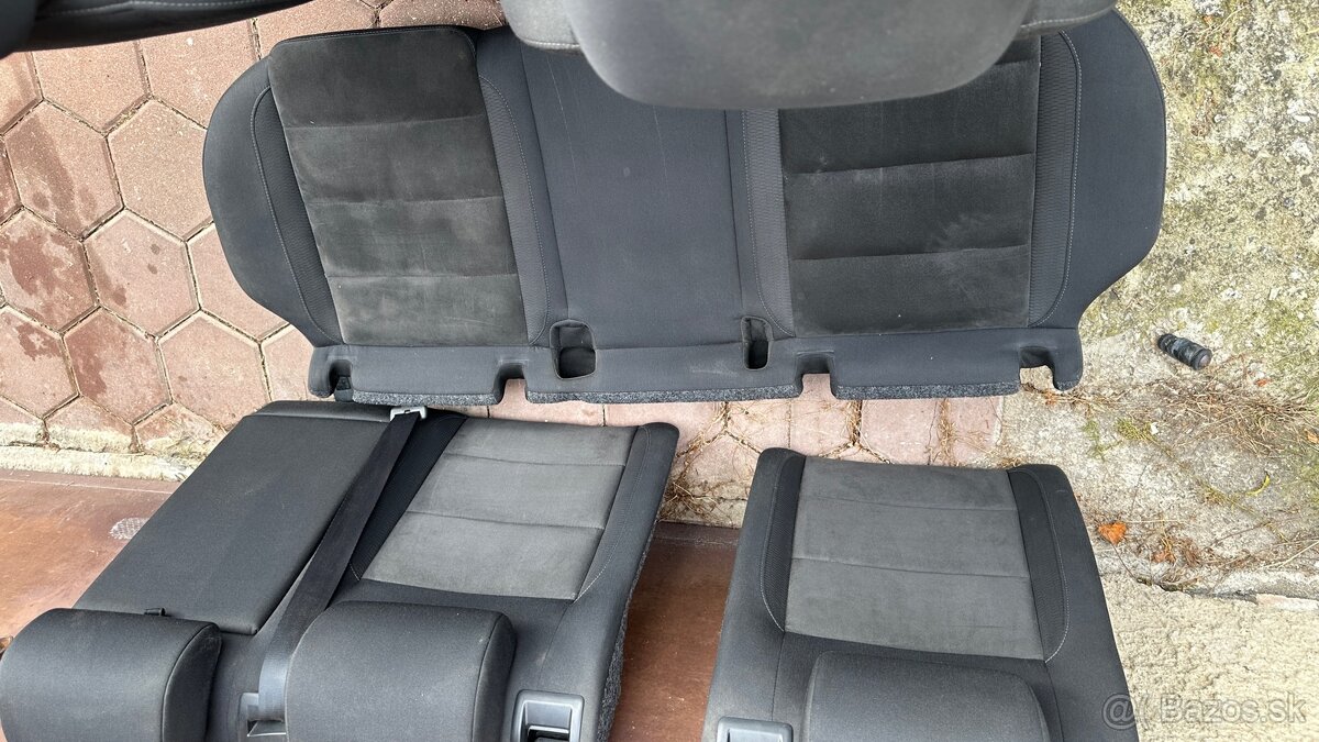 Predám sedačky golf 6 hatchback - 4