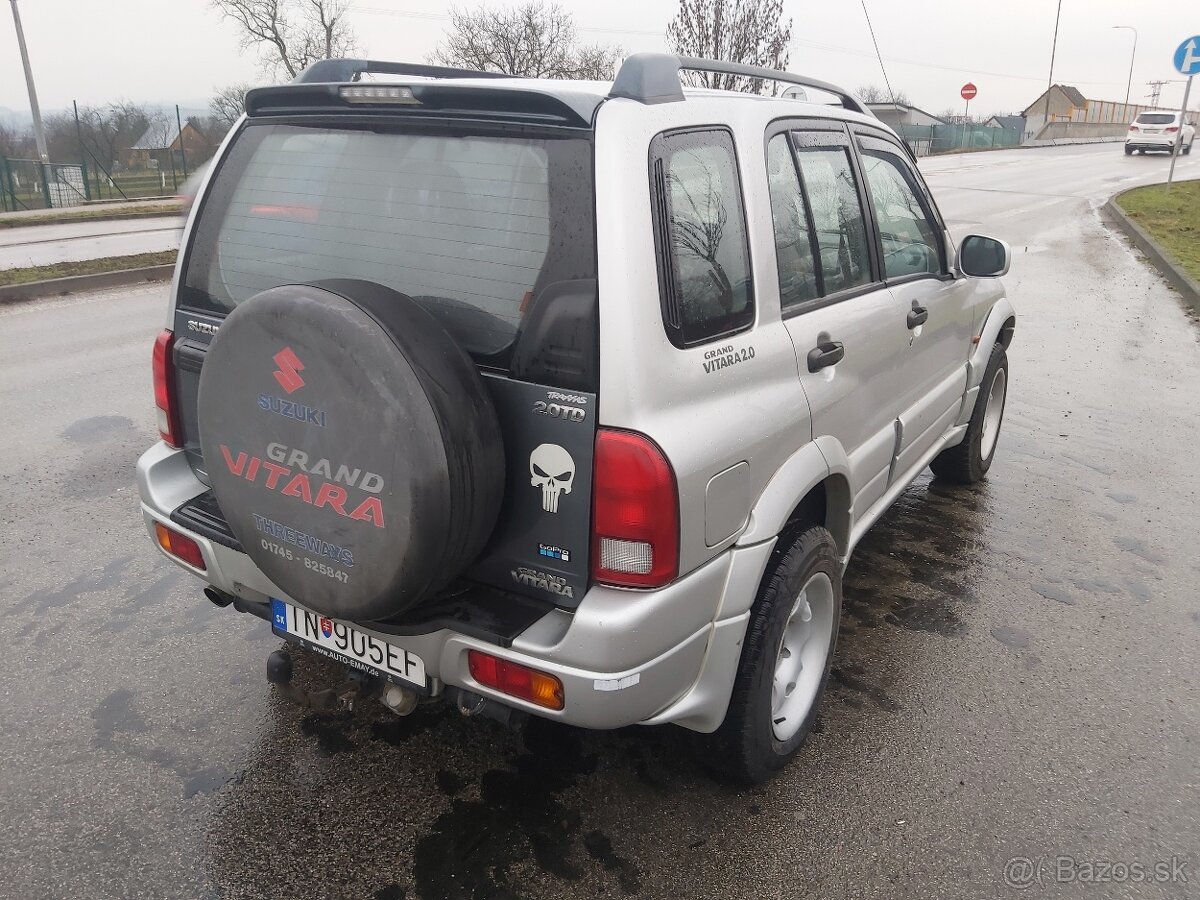 Suzuki Grand Vitara 2.0 TD ABS A/C - 4