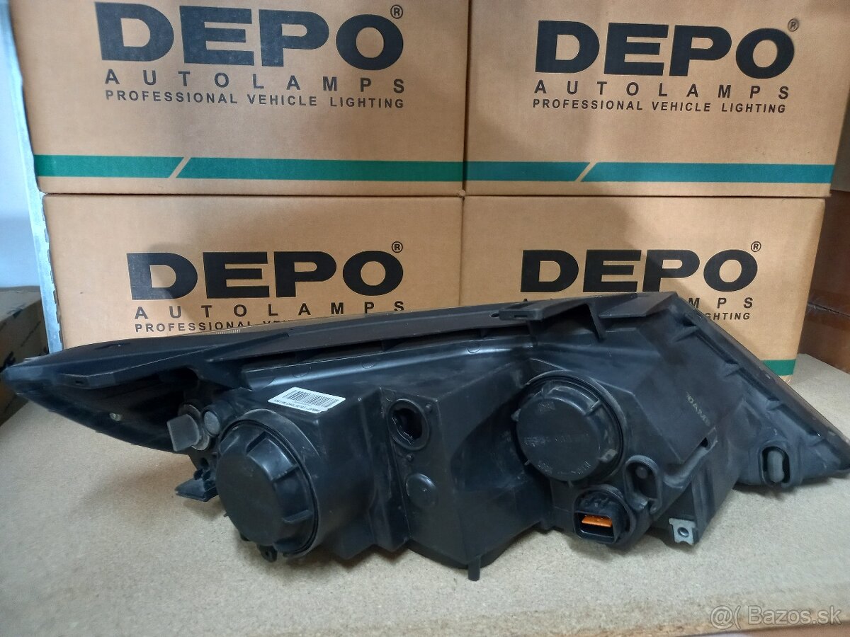 Predne svetlo kia sorento 2009 do 2015 poškodené - 4