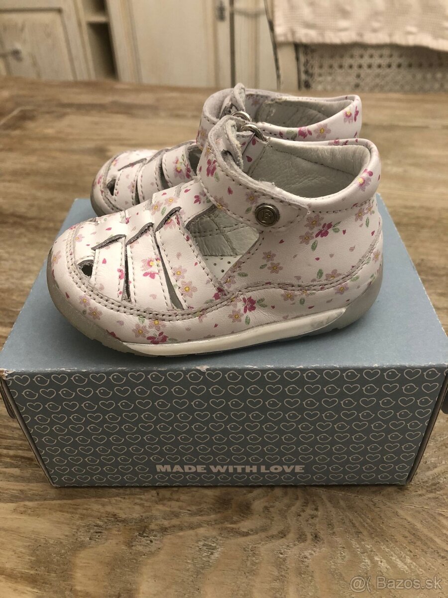 Dievčenské sandálky značky Falcotto - 4