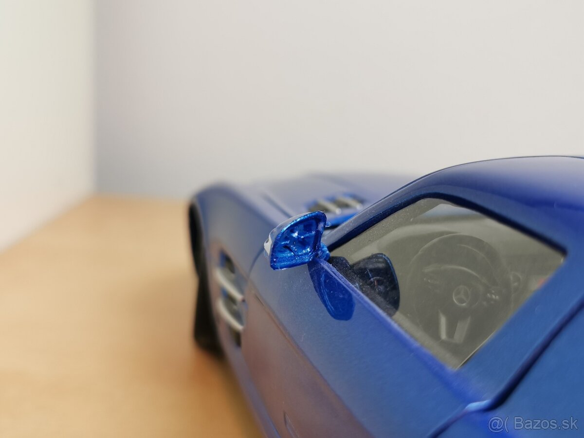 1:18 Mercedes SLS AMG - 4