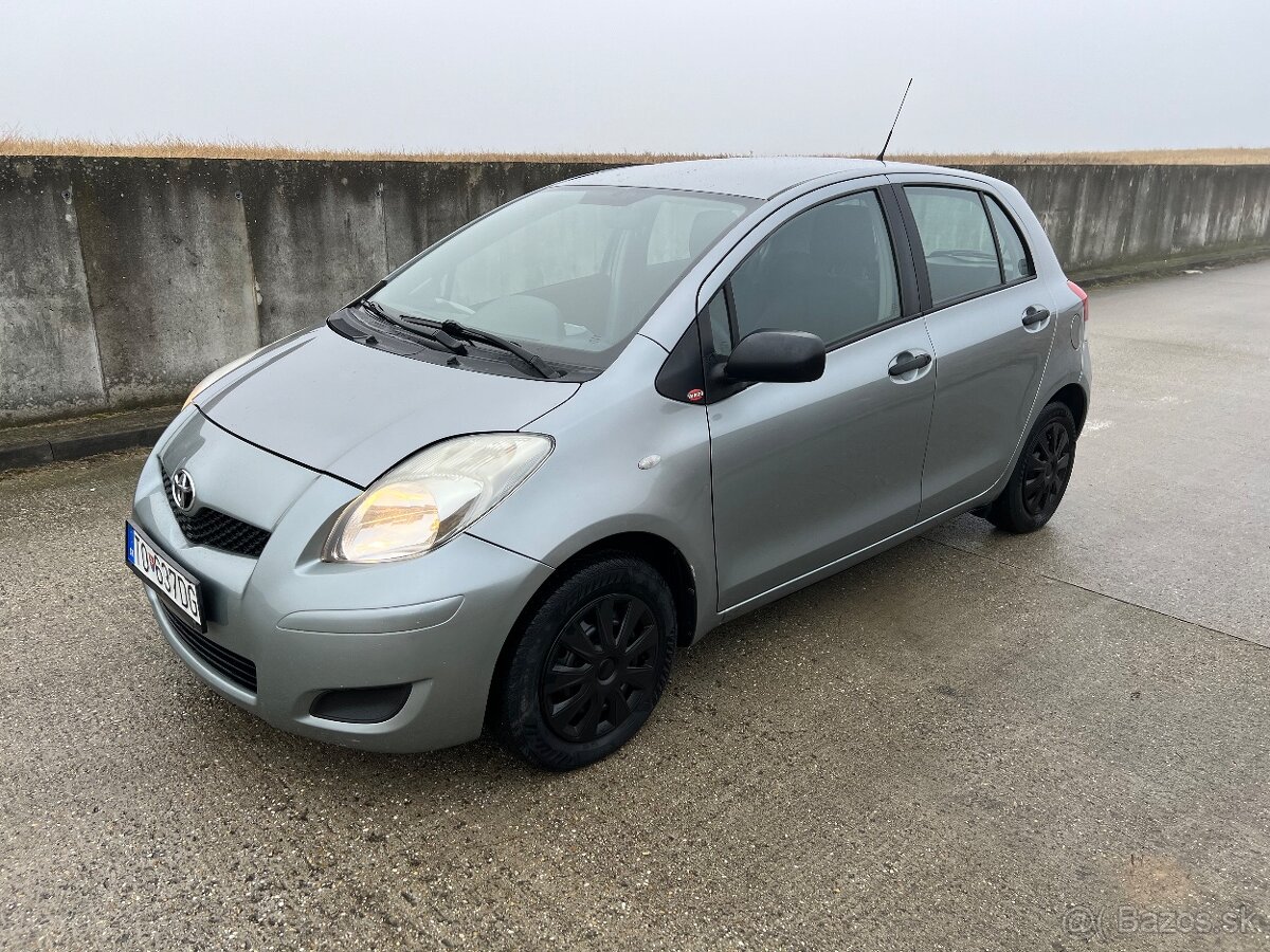 Toyota Yaris 1.0VVT Benzin 2009 - 4