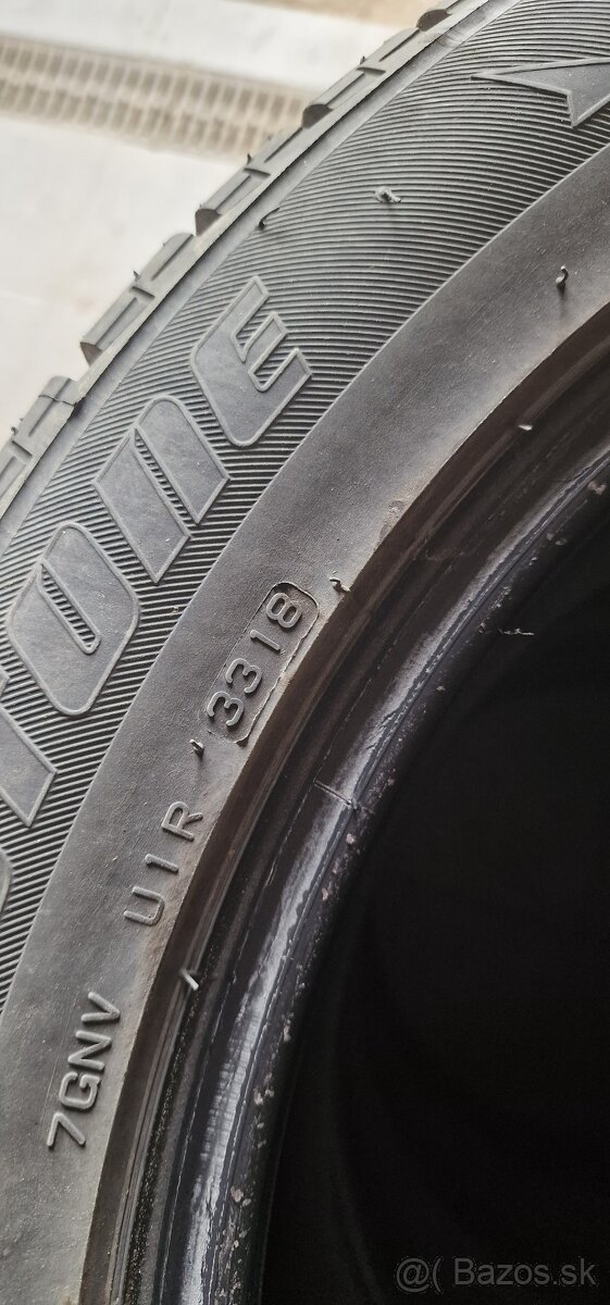 235/50 R19 - 4