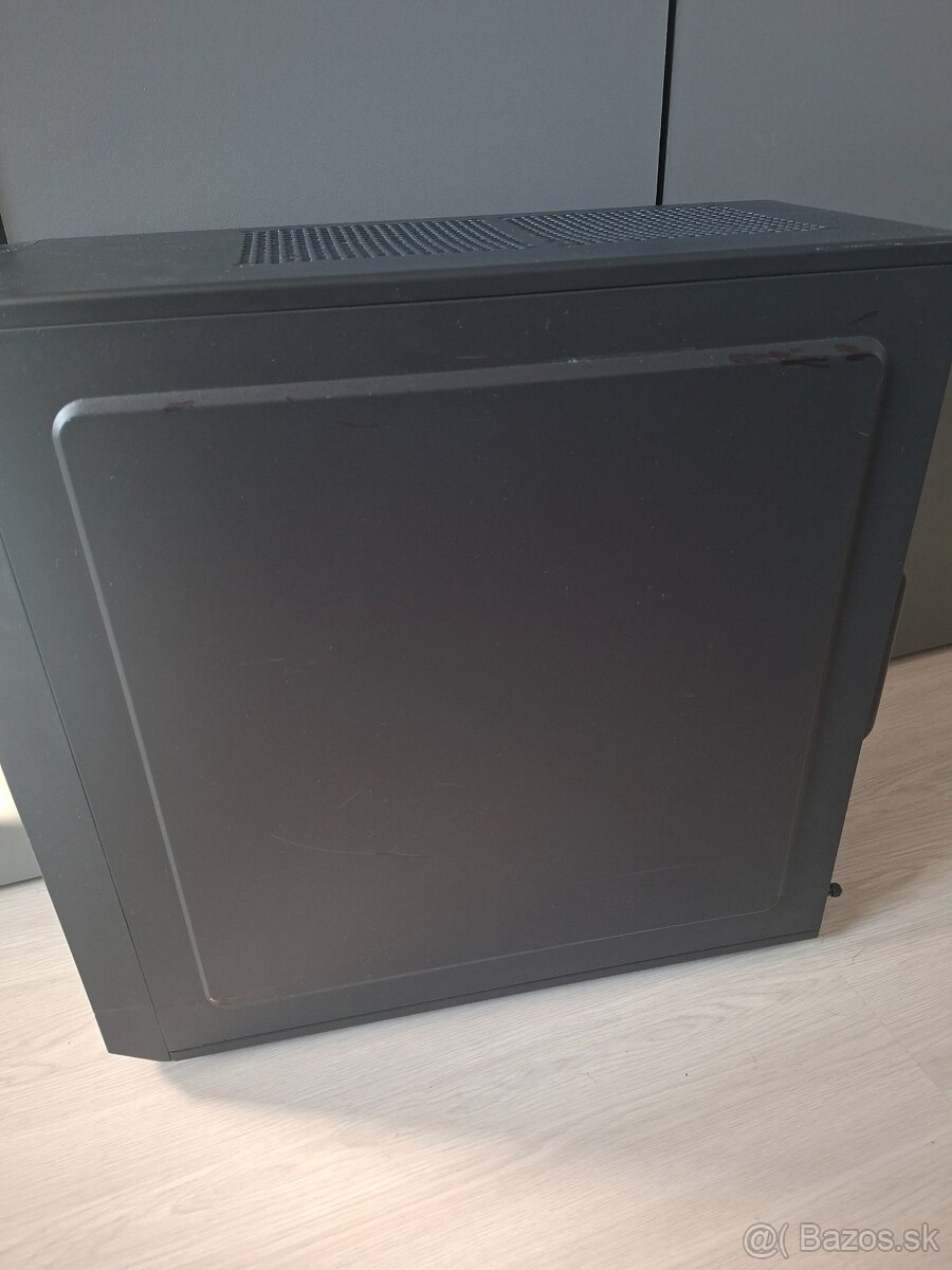 ATX skrinka Fractal Design - 4