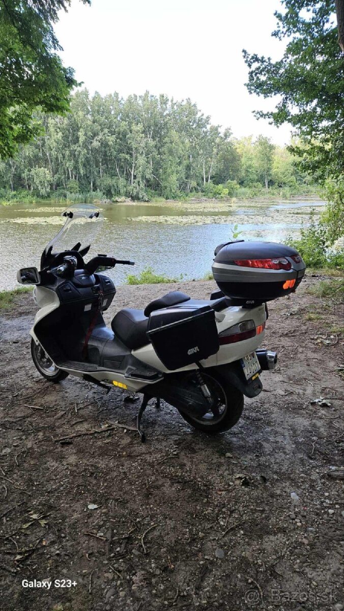Suzuki burgman 650 executive - 4