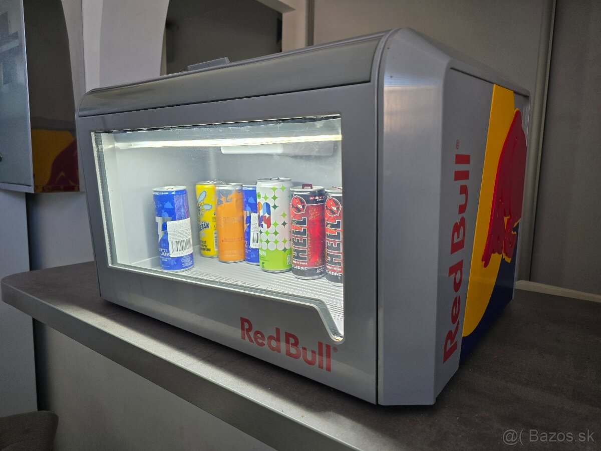 Red Bull chladnicka - 4