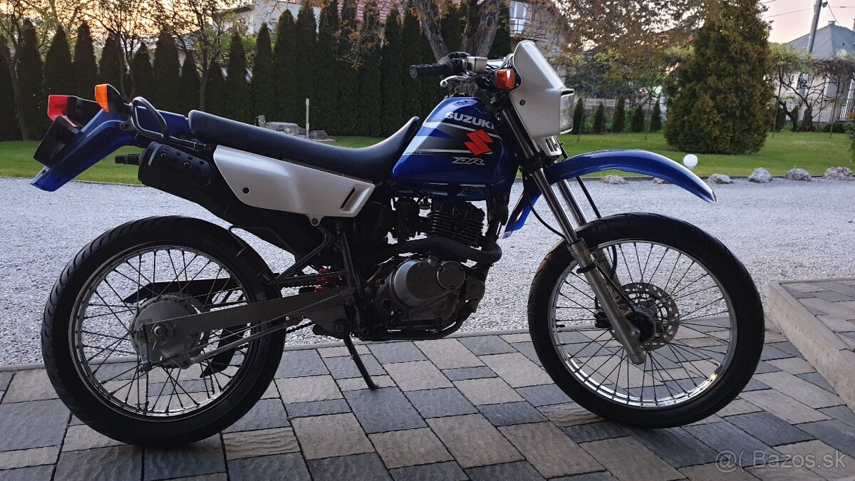 Suzuki 125 DRSE top stav