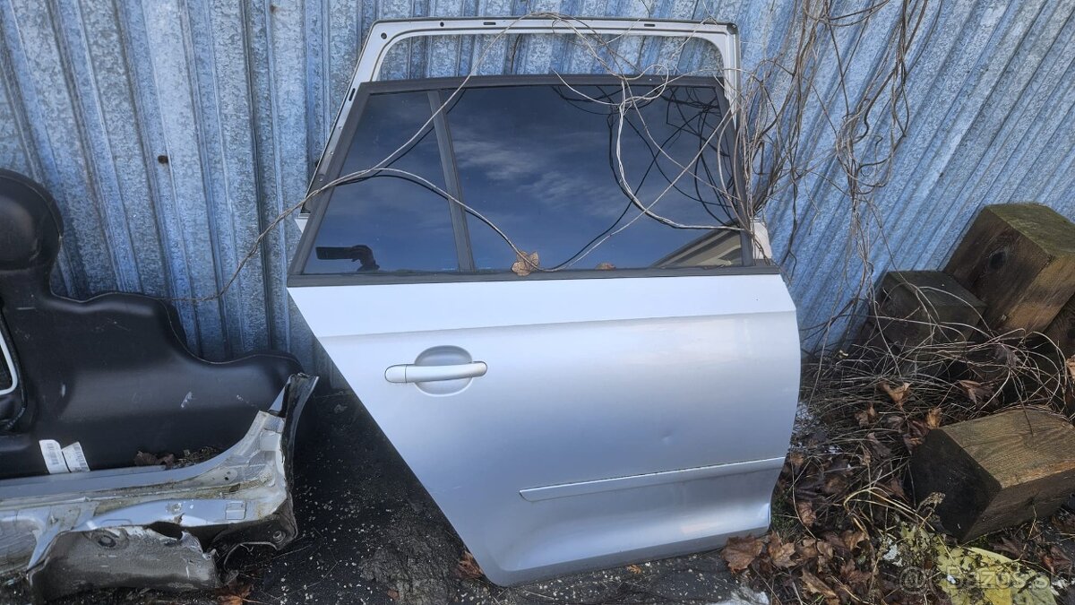 Podbeh+dvere Škoda Rapid - 4