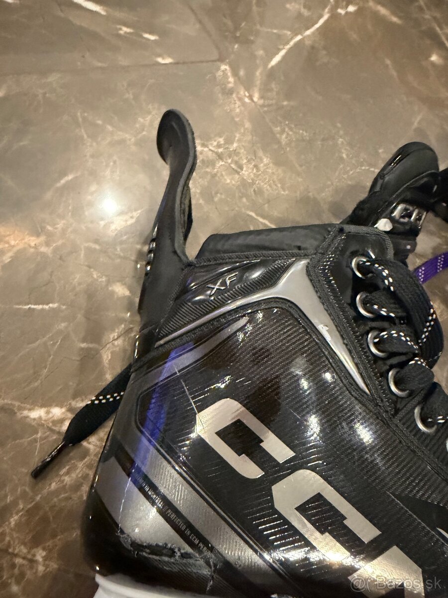 CCM XF skates - 4