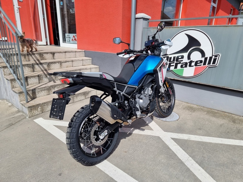 CFMOTO 450MT