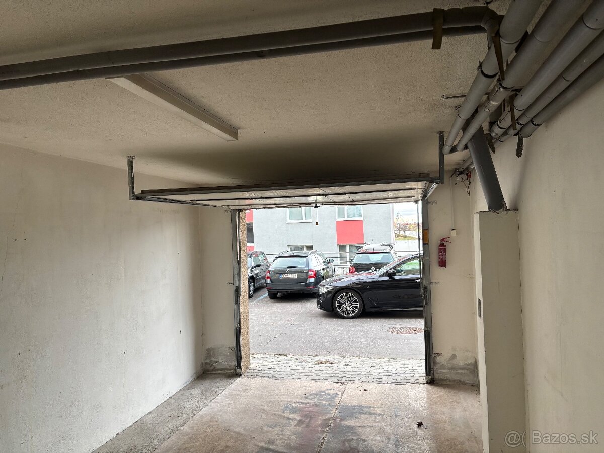 Predám garáž v Sotinej, ul gen. L Svobodu Senica - 4
