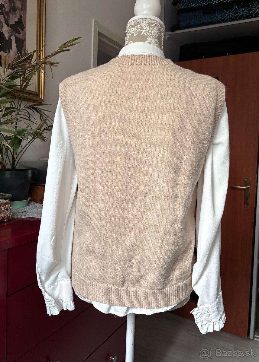 Dámska pletená vesta - 4