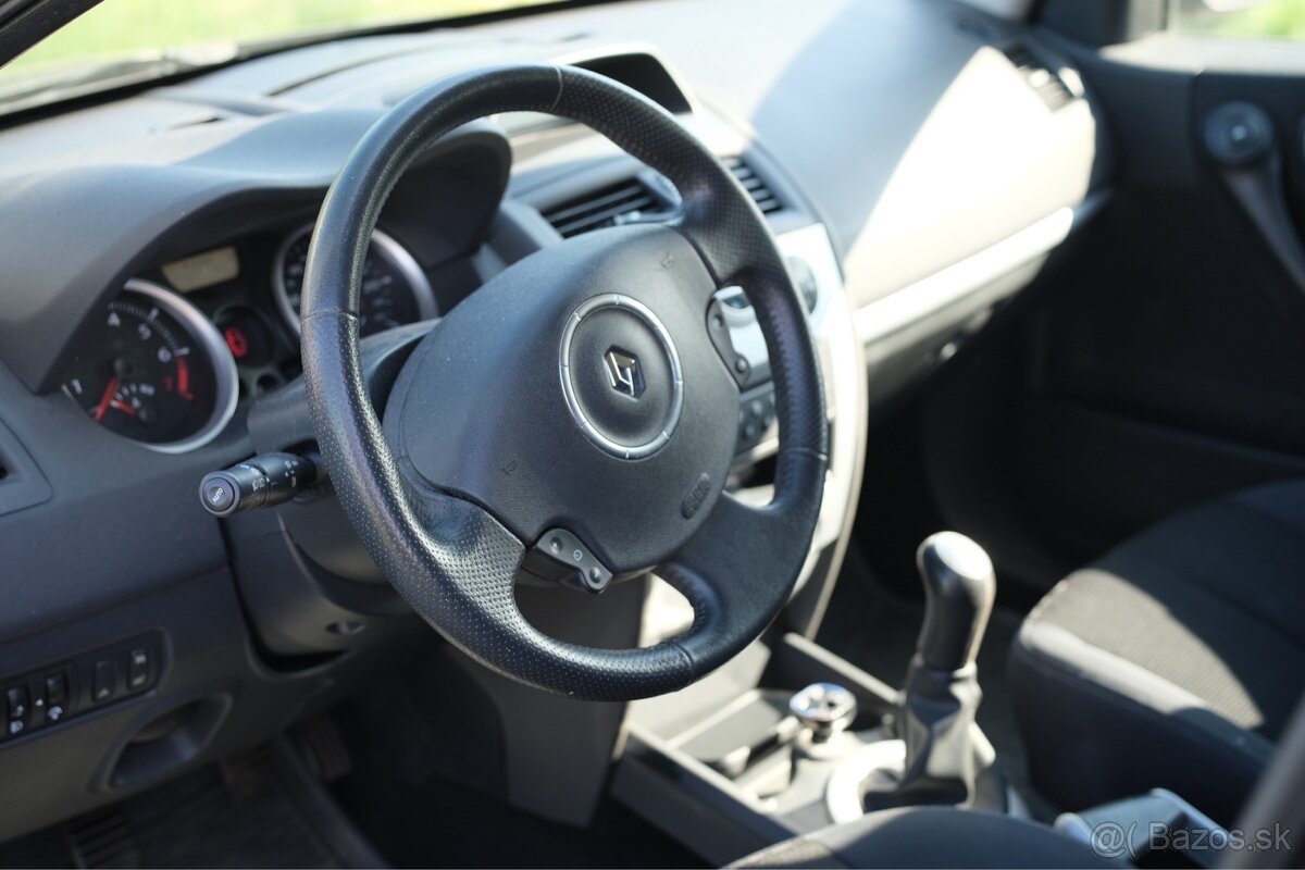 Predám Renault Megane - 4