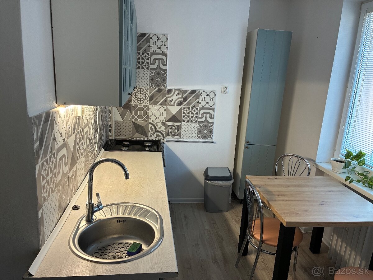 Prenájom 2-izbového bytu Krompachy - 4