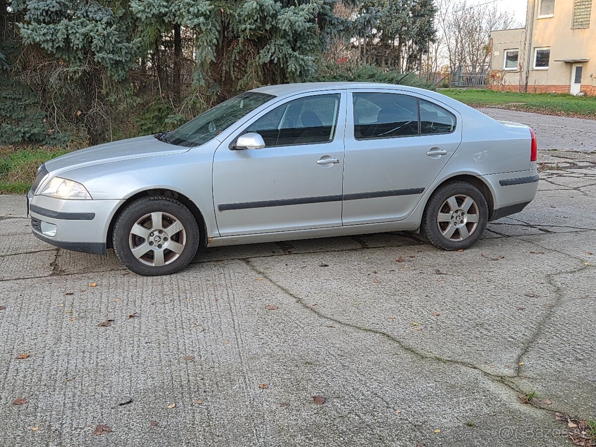 Škoda Octavia 1.6 MPi - 4