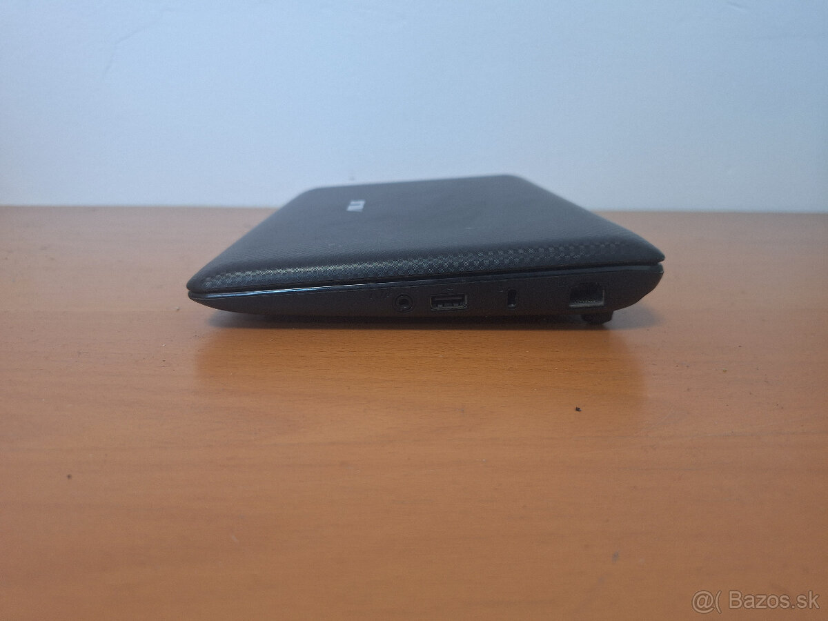 Mini_Notebook_ASUS_Eee PC_1001PXD - 4