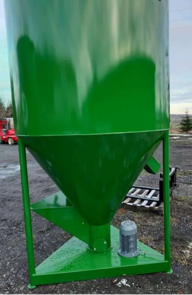 Miešačka krmiva 500kg - 4