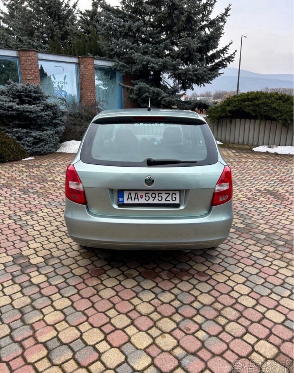 Škoda Fabia r.v.2012 51KW 155000km - 4