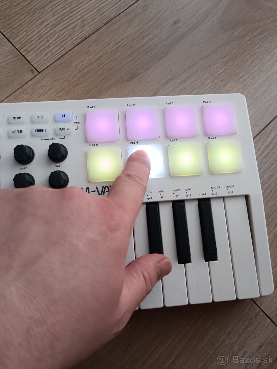 Midi klávesy s padmi M-Vave SMK-25 - 4