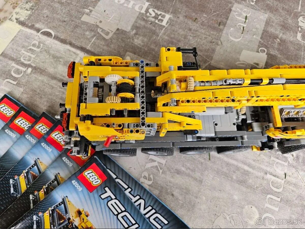 Lego Mobile Crane MK II 42009 - 4